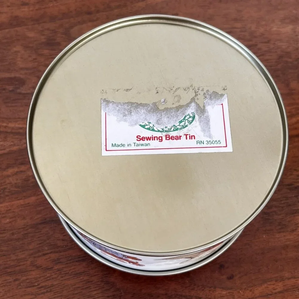 Vintage Santa's Workbench Sewing Bear Small Metal Tin Hearts Crafting Taiwan 90s